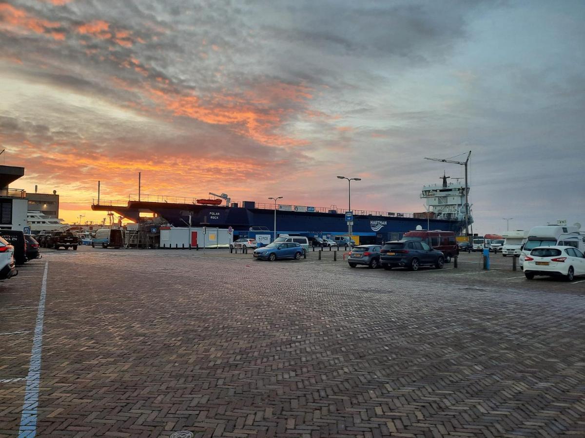 Bij De Haven Op Urk Lejlighed Eksteriør billede